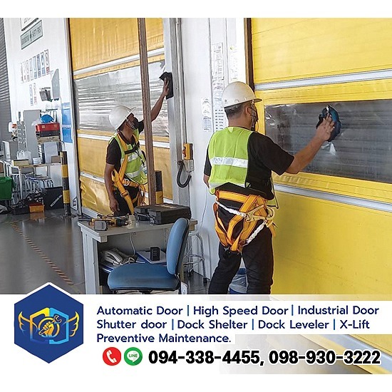 ประตูไฮสปีด (High speed door)  - บริษัท ทริปเบิ้ล เดฟท์ เซอร์วิส จำกัด - ผู้จำหน่ายและติดตั้งระบบประตูเลื่อนอัตโนมัติ  ประตูไฮสปีด  ประตูผ้าใบ  ประตูอุตสาหกรรม  ประตูสไลด์เลื่อนขึ้นด้านบน  ประตูโอเวอร์เฮด  ประตูอัตโนมัติบานเลื่อนชน  ซ่อมประตูอัตโนมัต  ประตูรั้วอัตโนมัติแบบเลื่อน  ประตูอุตสาหกรรม นครปฐม 